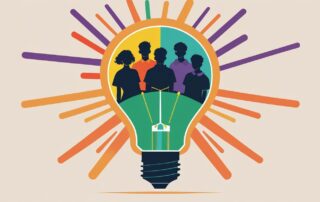 Leuchtende Glühbirne mit Silhouette von Jugendlichen – Symbol für kreative Ideen und Mitbestimmung